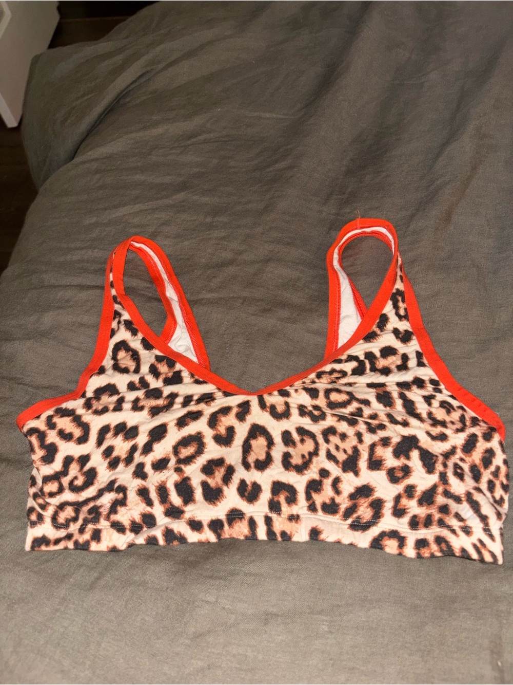 aerie size large superchill Leopard Print Sports Bra/unlined bralette